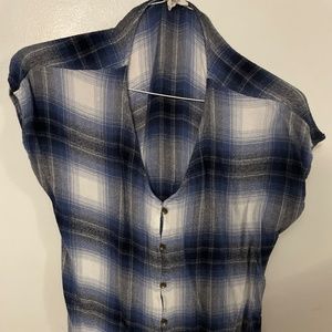 Maurice’s short sleeve flannel shirt